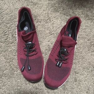 Woman’s Breathable Cloth Sneaker 36eu/ 6.5US